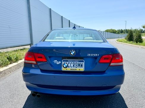 Used 2009 BMW 328i xDrive Coupe AWD/4WD image 5