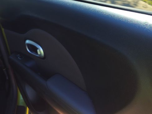 Used 2017 Kia Soul + image 48