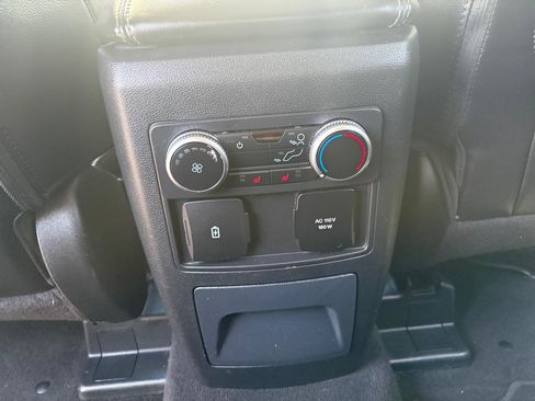 Used 2023 Ford Explorer Limited RWD image 12