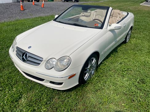 Used 2009 Mercedes-Benz CLK 350 Cabriolet image 3