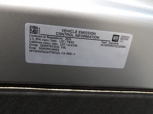 Used 2025 Cadillac XT6 Premium Luxury image 37