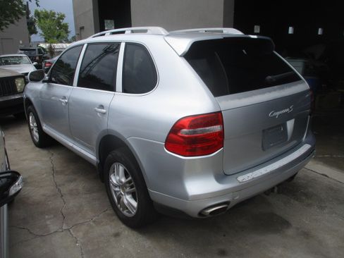 Used 2008 Porsche Cayenne S AWD/4WD image 4