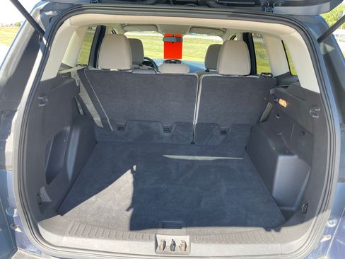 Used 2018 Ford Escape SE image 11