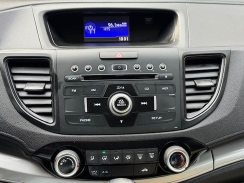 Used 2015 Honda CR-V LX image 7