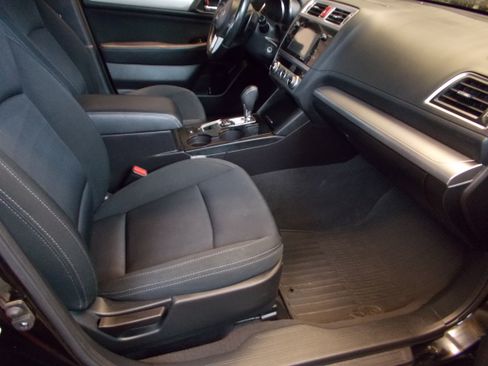 Used 2016 Subaru Legacy 2.5i Premium image 17