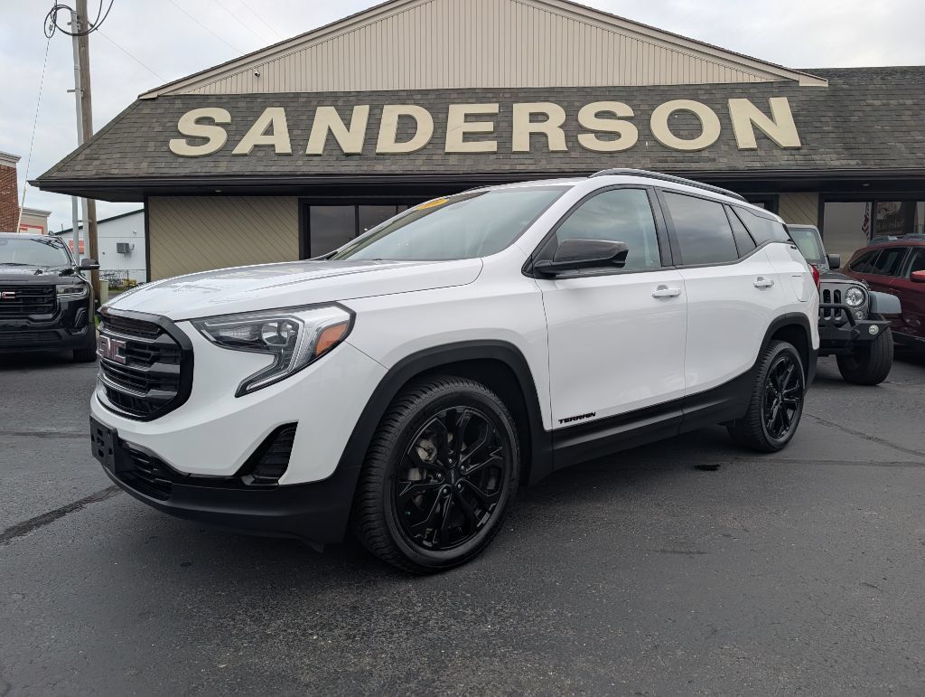 Used 2020 GMC Terrain SLE AWD/4WD image 1