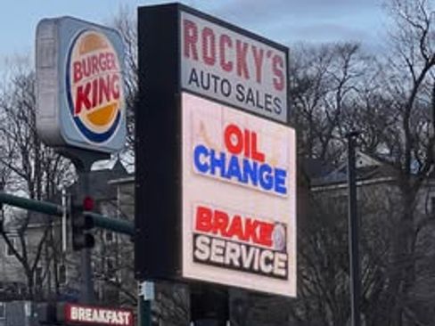 Used 2014 Toyota Prius Two image 19