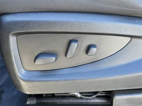 Used 2019 Chevrolet Tahoe LS image 14