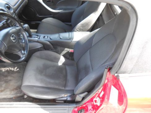 Used 2002 MAZDA MX-5 Miata RWD image 11