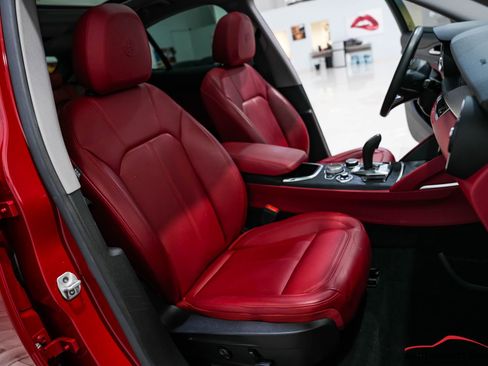 Used 2020 Alfa Romeo Stelvio Sport image 42