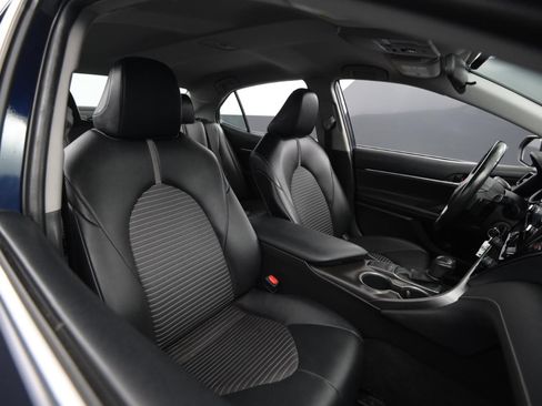 Used 2022 Toyota Camry SE image 44