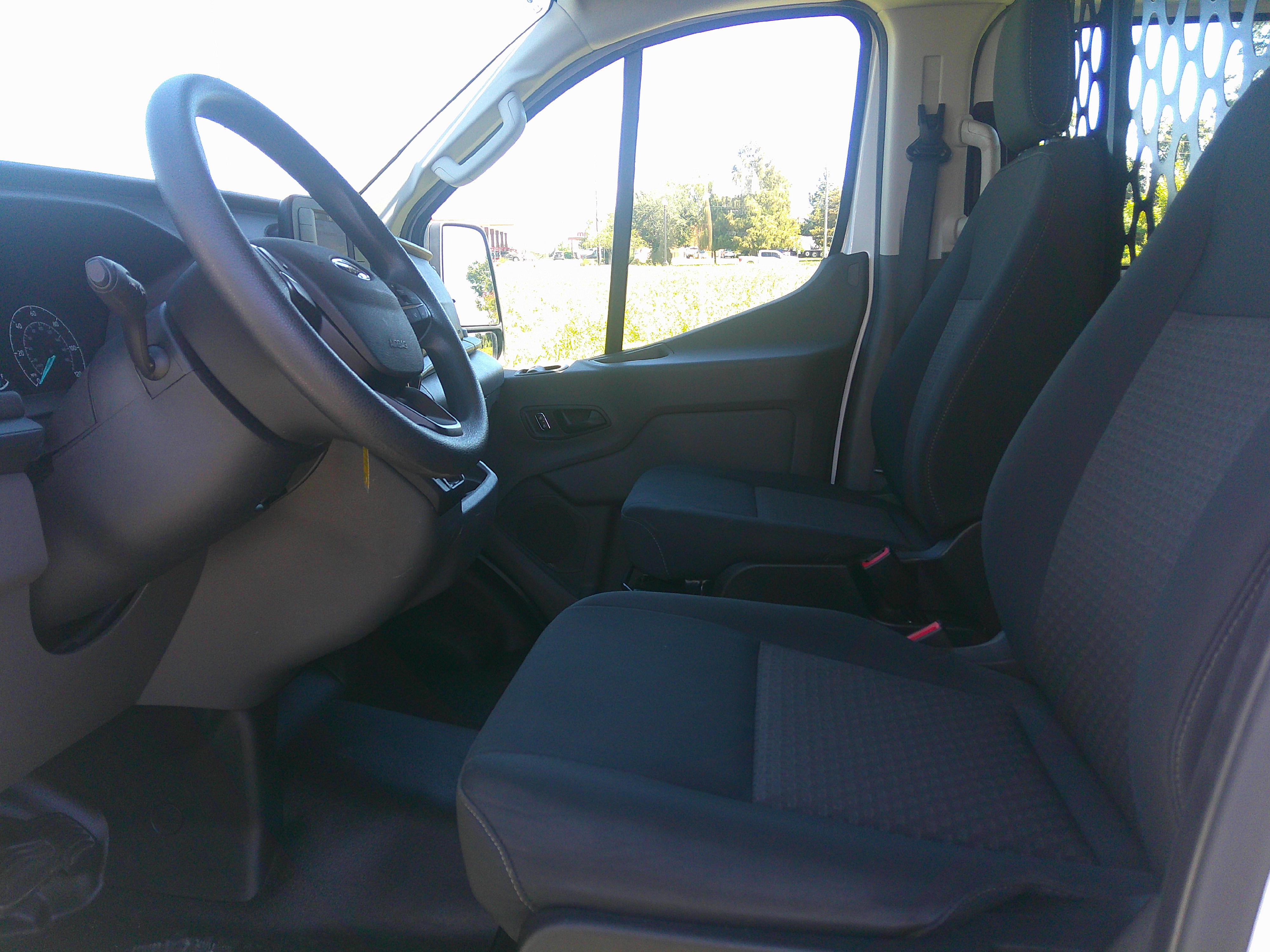 Used 2025 Ford Transit 250 Low Roof RWD image 16