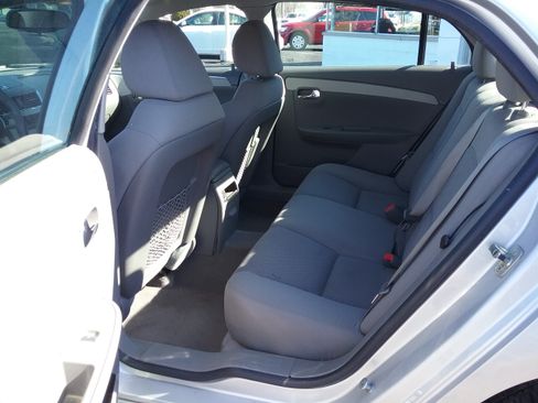 Used 2011 Chevrolet Malibu LS image 6