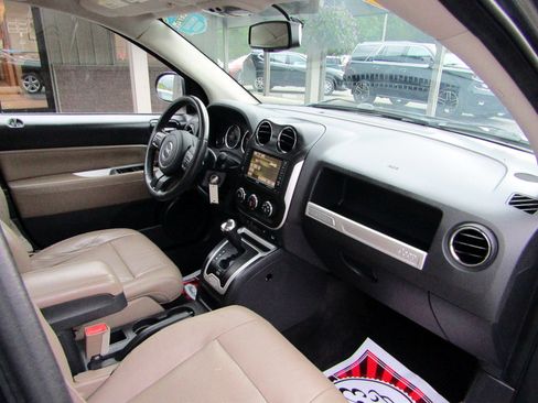Used 2014 Jeep Compass FWD Latitude image 23