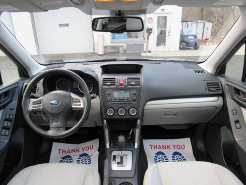 Used 2015 Subaru Forester 2.5i Premium image 22