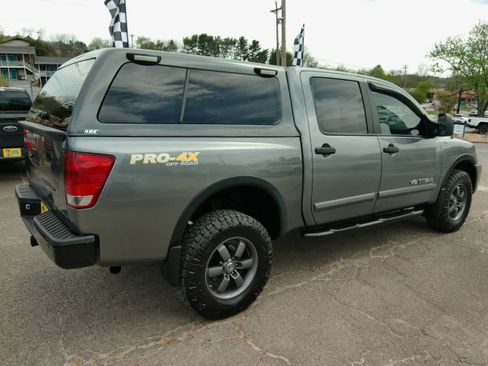 Used 2013 Nissan Titan PRO-4X image 4