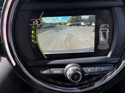 Used 2017 MINI Cooper S 4-Door Hardtop FWD image 24
