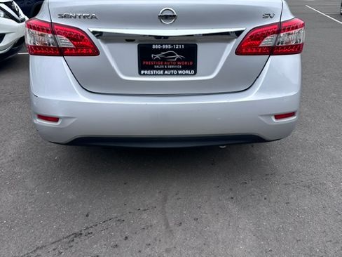 Used 2015 Nissan Sentra SV FWD image 3