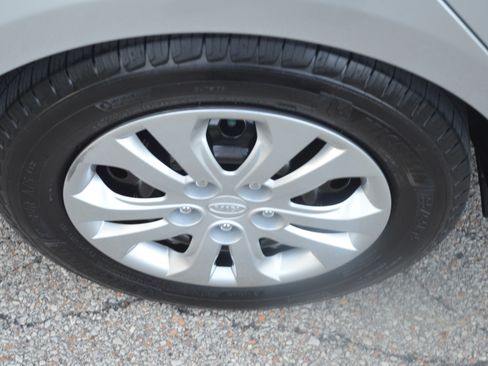 Used 2012 Kia Forte EX Sedan FWD image 24