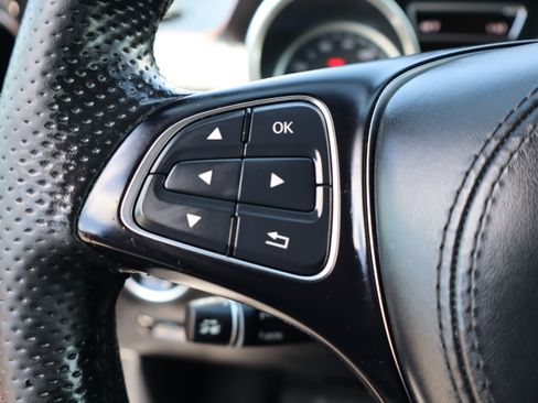 Used 2018 Mercedes-Benz GLS 550 4MATIC image 26