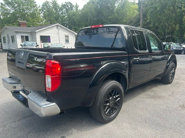 Used 2012 Nissan Frontier 2WD Crew Cab image 5