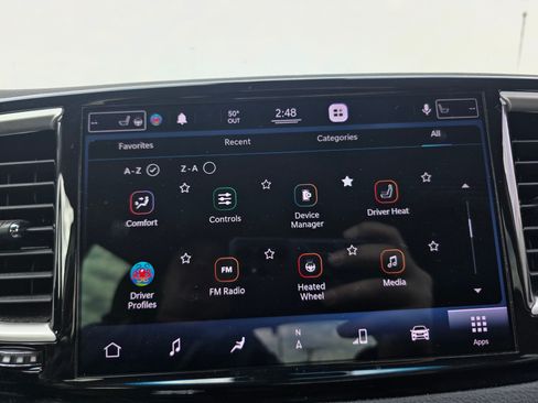 Used 2021 Chrysler Pacifica Touring-L image 31