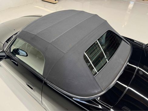 Used 2006 Honda S2000 image 5