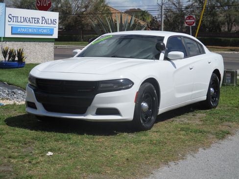 Used 2016 Dodge Charger image 1