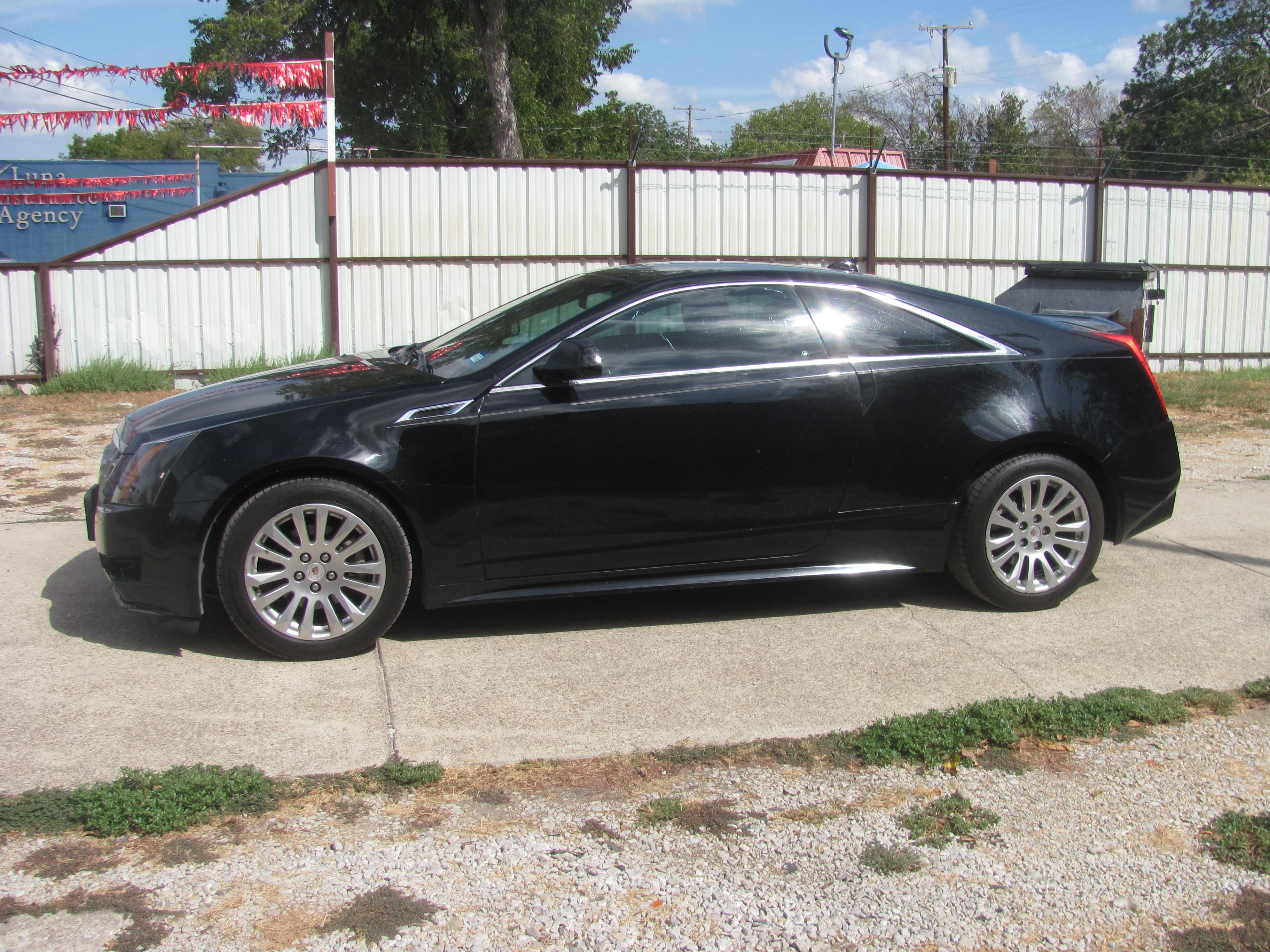 Used 2013 Cadillac CTS Coupe RWD image 1