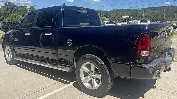 Used 2015 RAM 1500 2WD Crew Cab Sport image 14