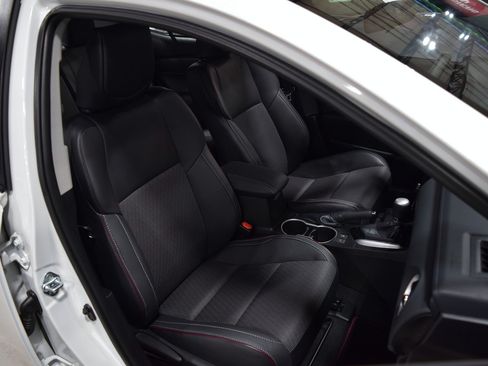 Used 2017 Toyota Corolla SE 50th Anniversary image 21