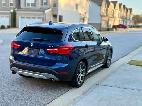 Used 2017 BMW X1 sDrive28i image 4