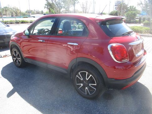 Used 2017 FIAT 500X Pop image 4