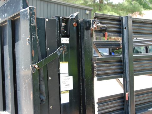 Used 2015 Ford F250 image 8