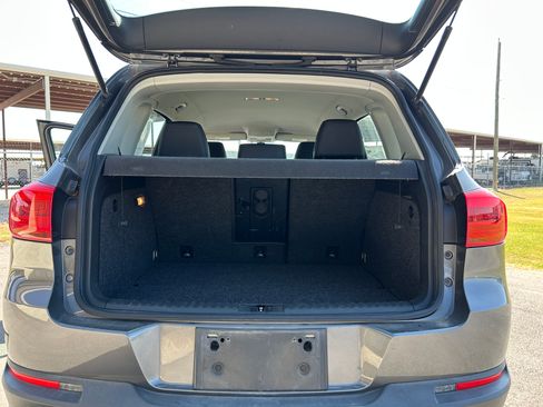 Used 2016 Volkswagen Tiguan FWD image 12