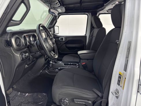 Used 2021 Jeep Wrangler Unlimited Willys image 15