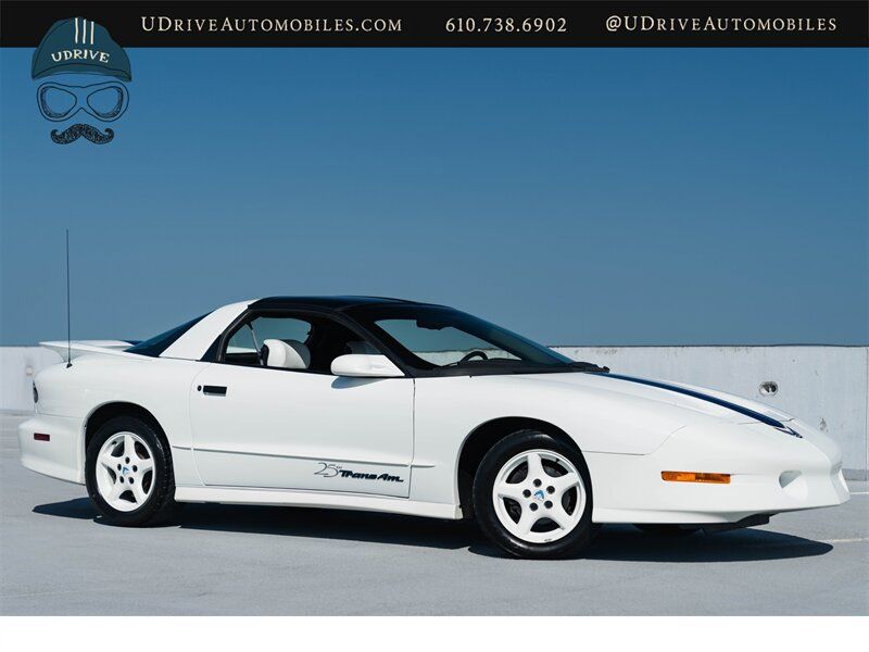 Used 1994 Pontiac Firebird Coupe RWD image 3