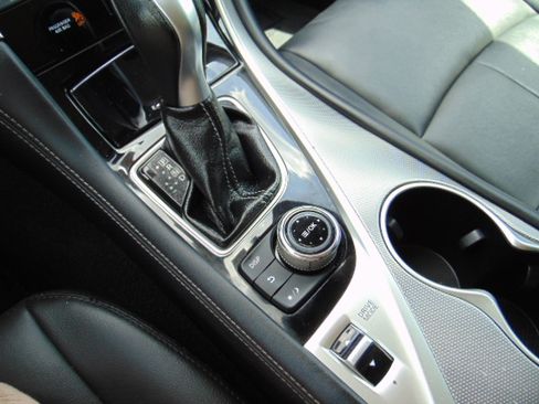 Used 2017 INFINITI Q50 2.0t image 21
