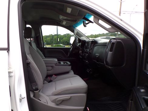 Used 2018 Chevrolet Silverado 2500 LT image 16