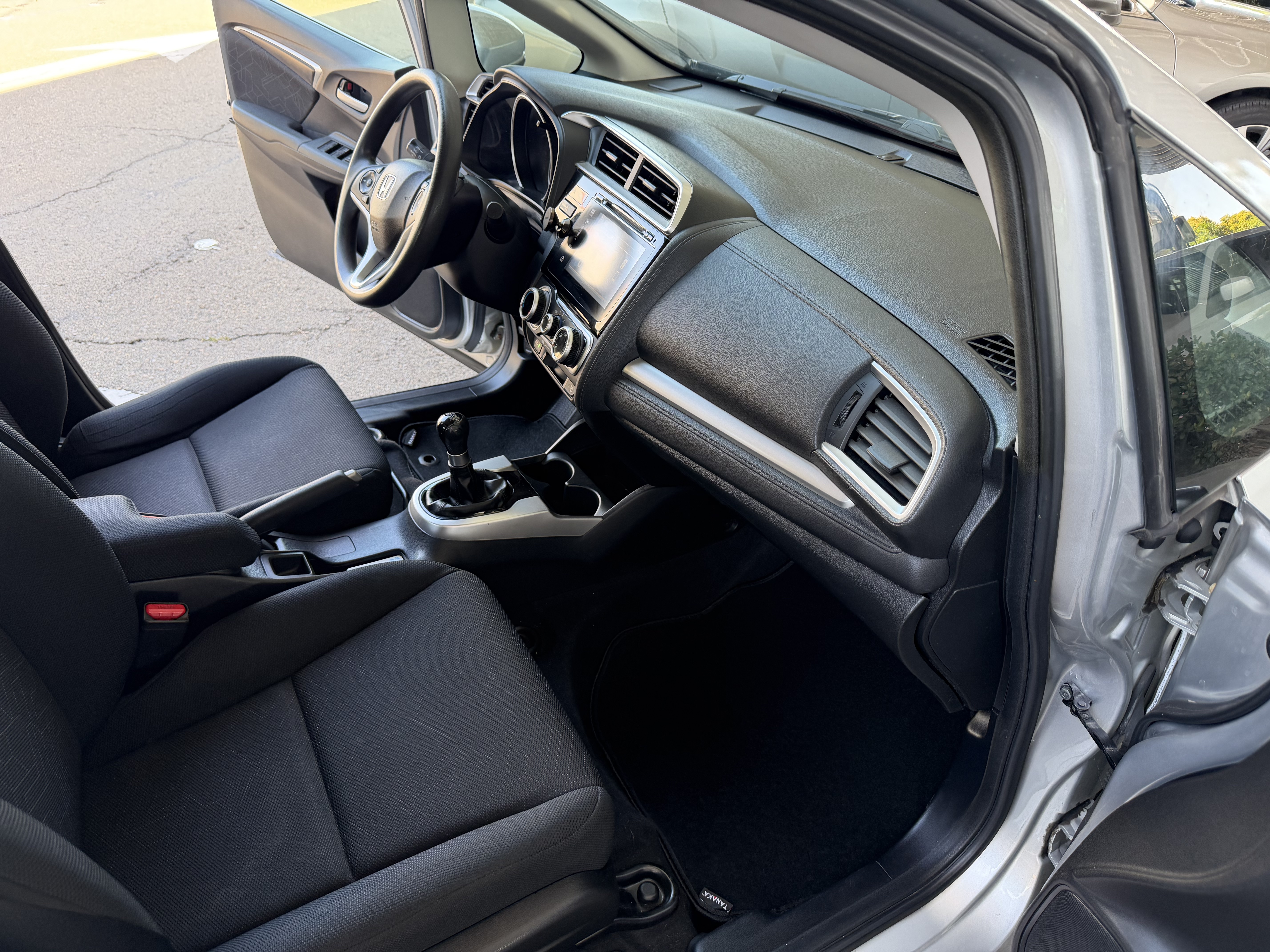 Used 2015 Honda Fit EX image 29