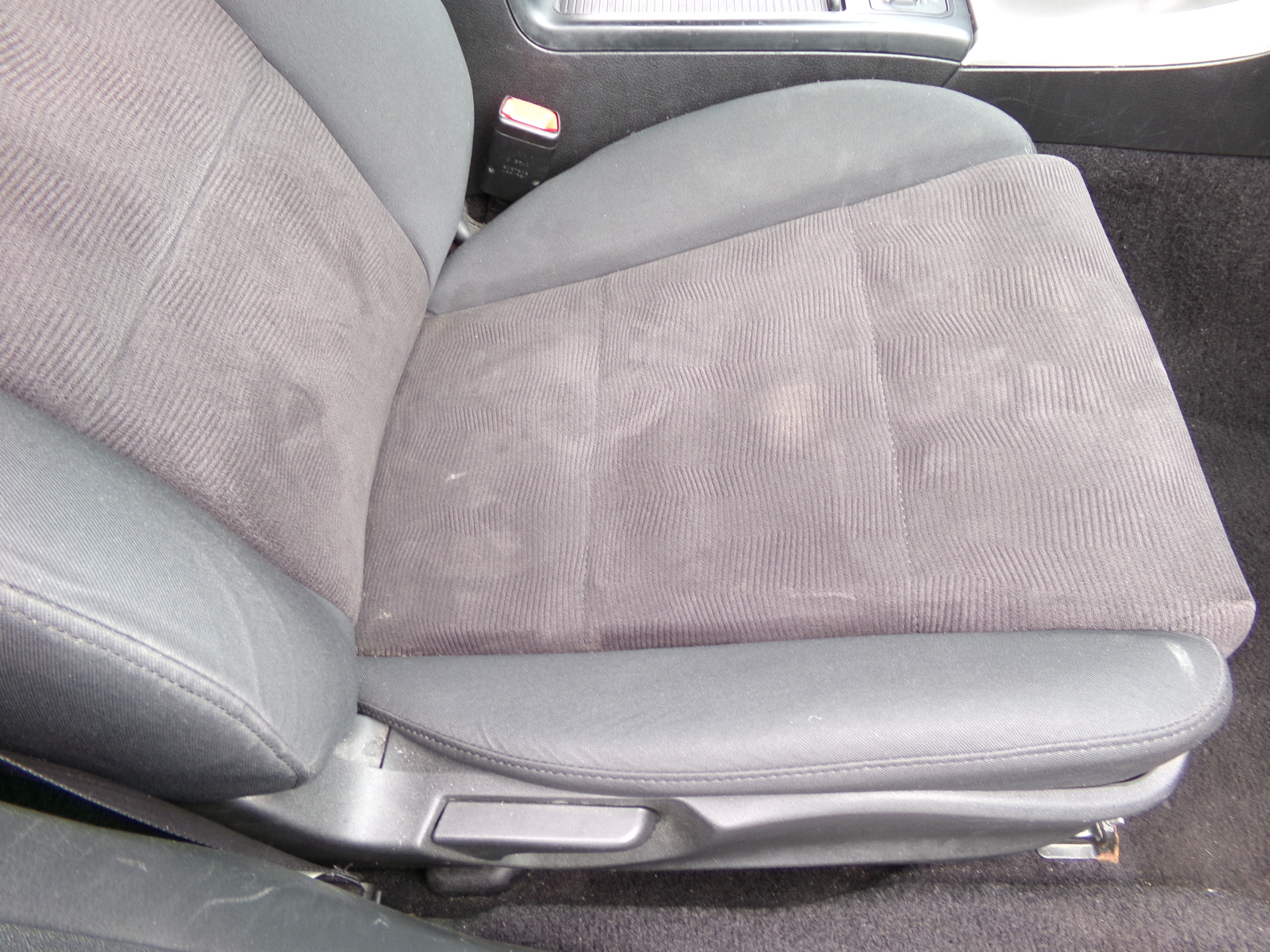 Used 2008 Subaru Outback 2.5i Wagon AWD/4WD image 12
