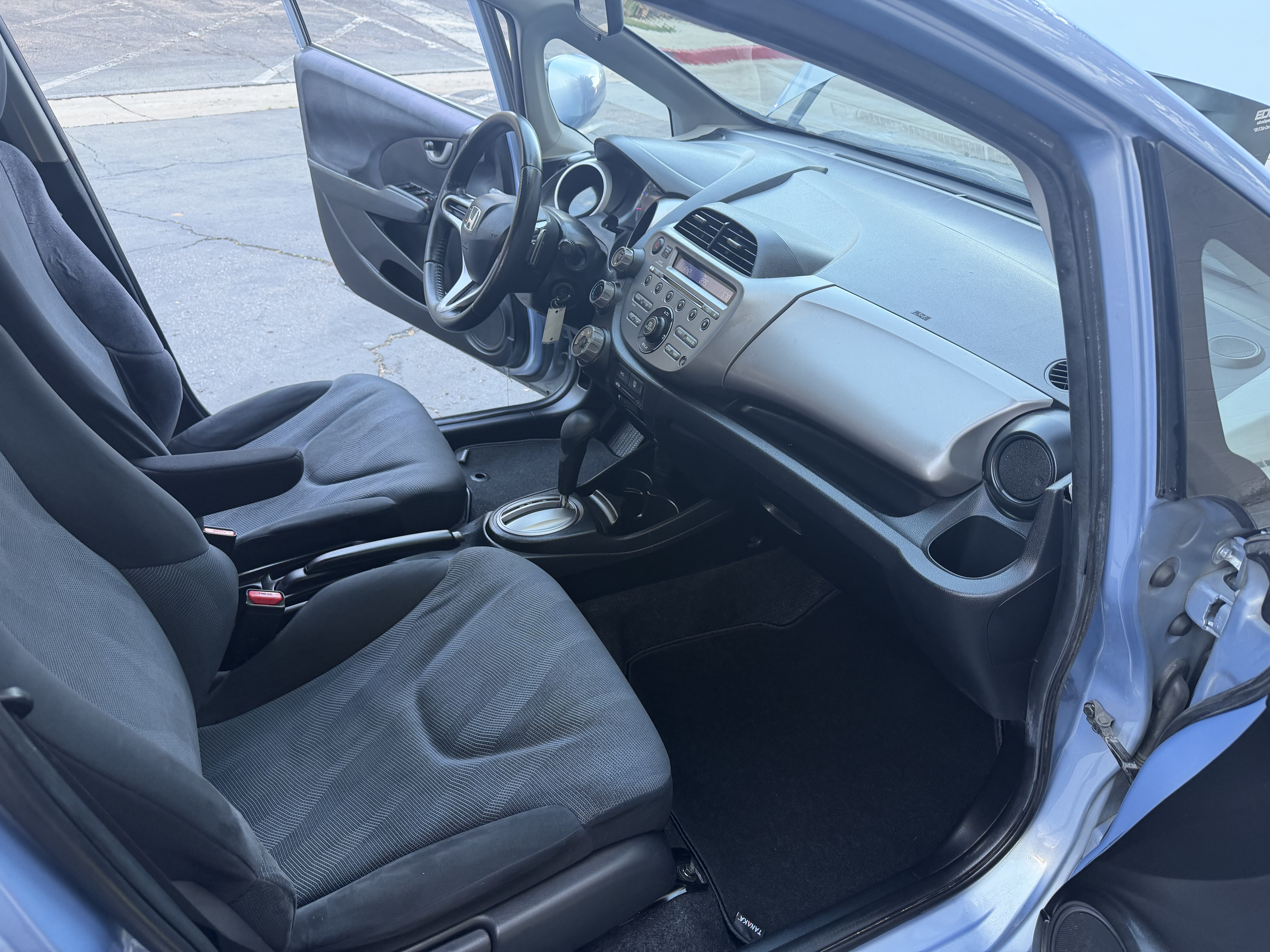 Used 2009 Honda Fit Sport image 29