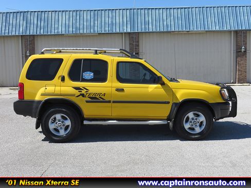 Used 2001 Nissan Xterra SE image 16