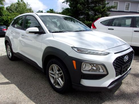 Used 2019 Hyundai Kona AWD SE image 3