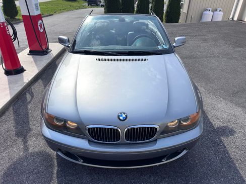 Used 2004 BMW 325Ci image 2