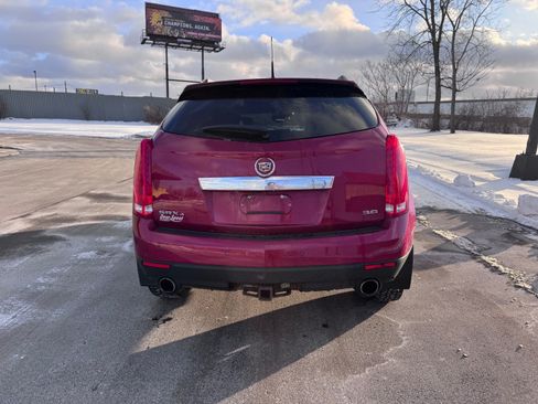 Used 2013 Cadillac SRX Luxury image 5