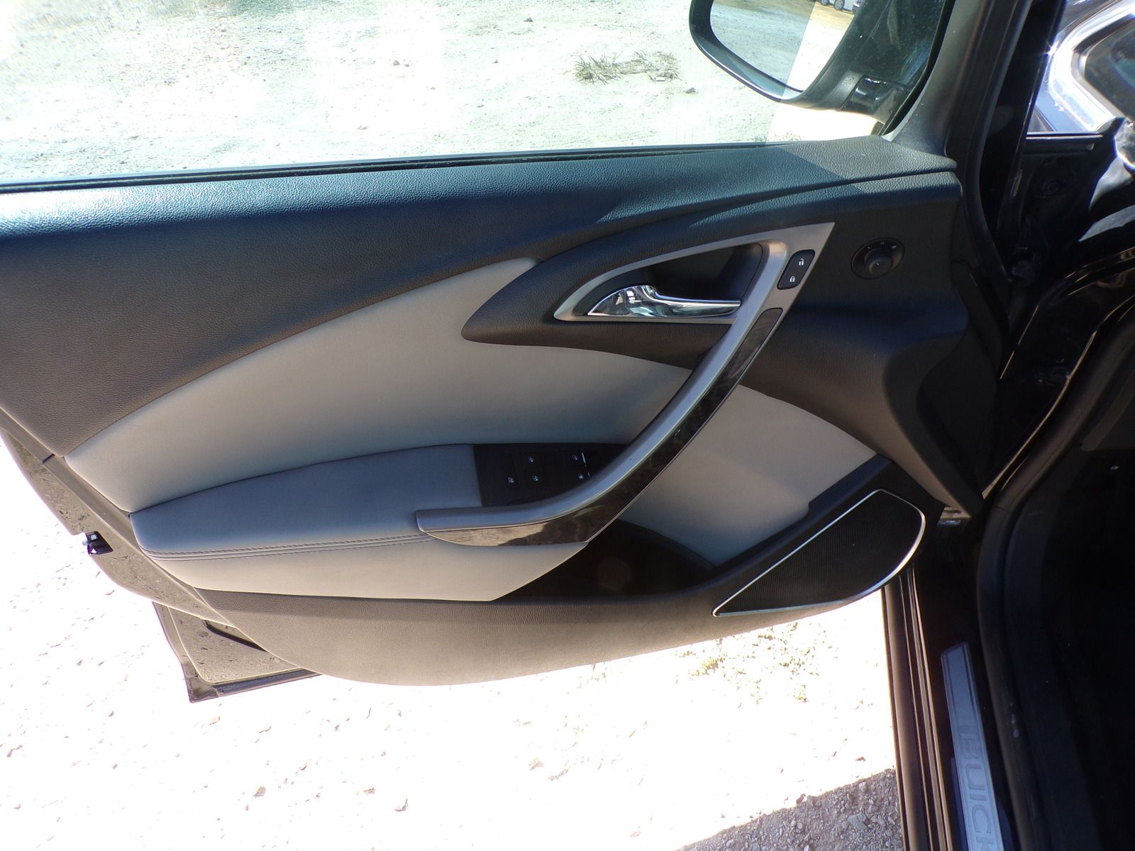 Used 2015 Buick Verano FWD image 10