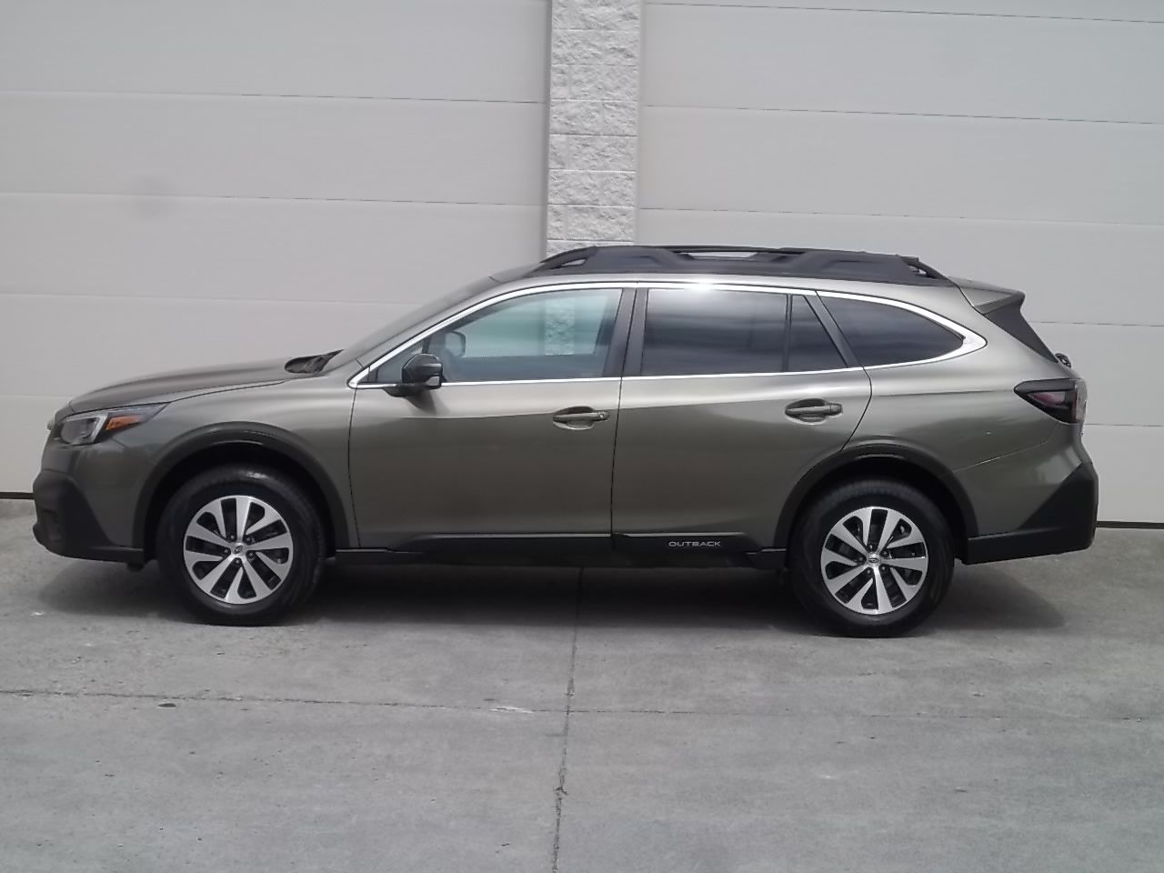 Used 2020 Subaru Outback Premium AWD/4WD image 7