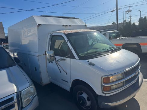 Used 2001 Chevrolet Express 3500 image 6