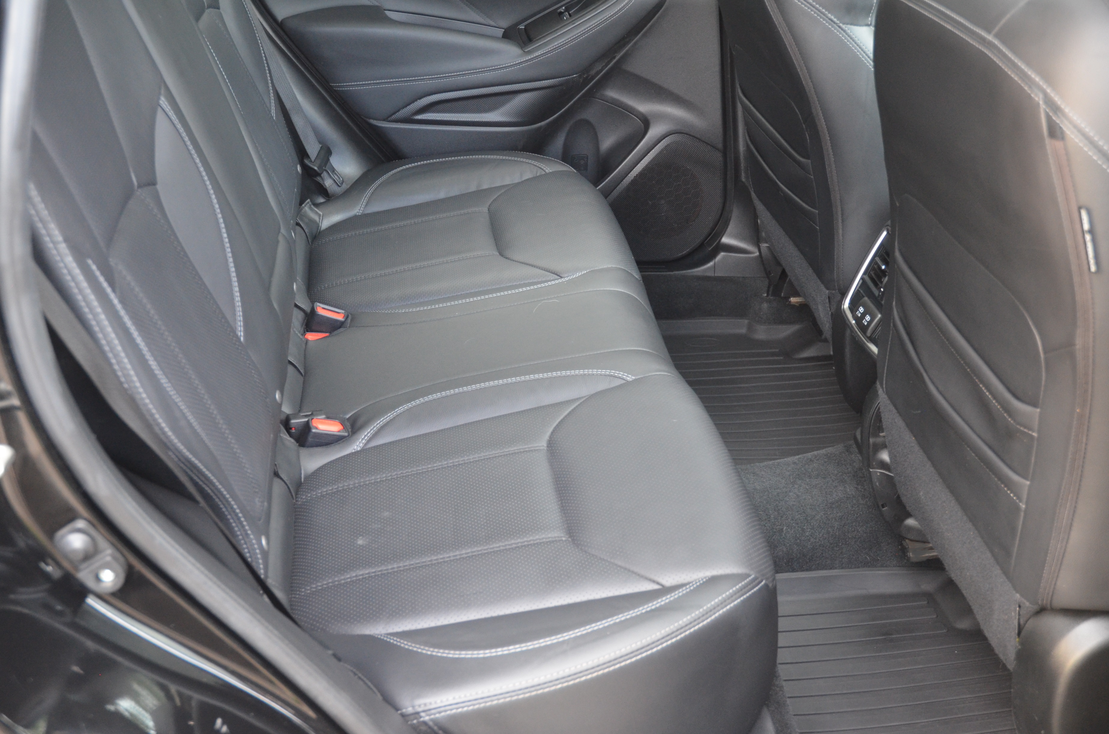 Used 2019 Subaru Forester Limited AWD/4WD image 13